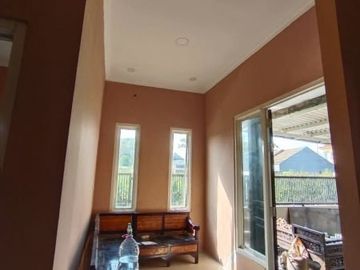 Rumah 1.5 lt medokan sawah siap huni..