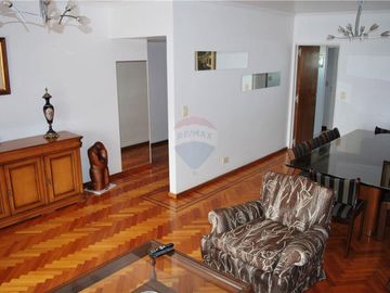 Venta Depto 4 amb+dep c/cochera Villa Urquiza