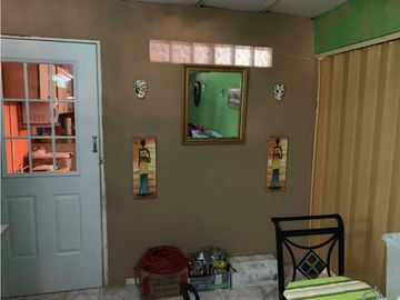 Sea Confiable Vende Casa en Urbanización Torremolinos