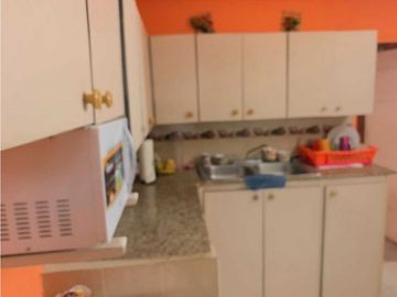 Sea Confiable Vende Casa en Urbanización Torremolinos