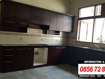 DIJUAL RUMAH at Jl KEMANG TIMUR, JAKSEL (ADA 3 BANGUNAN RUMAH)