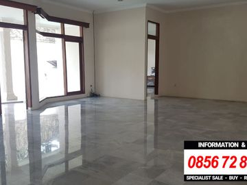 DIJUAL RUMAH at Jl KEMANG TIMUR, JAKSEL (ADA 3 BANGUNAN RUMAH)