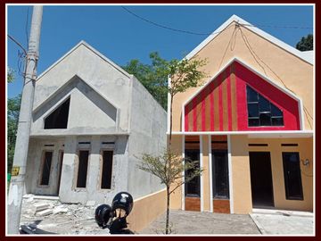 Rumah Mewah Pinggir Jalan Nangsri Bergaya Hunian Eropa