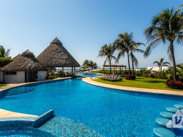 Departamento en Venta en Acapulco, Bonfil, 3 Recámaras, 2 baños, Club de Playa