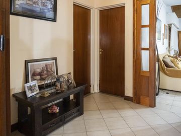 Casa en venta 6 ambientes con cochera en Florida Oeste