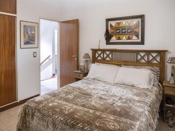 Casa en venta 6 ambientes con cochera en Florida Oeste