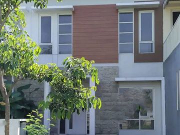 Dijual rumah di Perumahan Puri Surya Jaya , Gedangan Sidoarjo