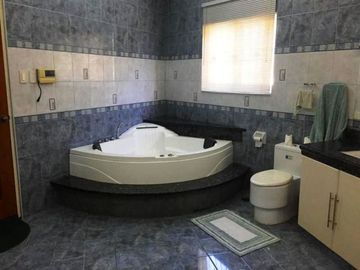 Corner Lot House for Sale with 5 Bedrooms in Angeles City