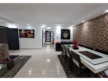 VENDO CASA JUAN DIAZ