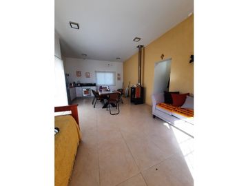 VENTA- CASA 1 DORM. + PILETA-LA GRANJA, CÓRDOBA