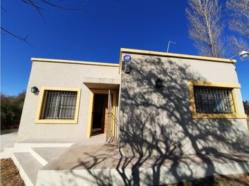 VENTA- CASA 1 DORM. + PILETA-LA GRANJA, CÓRDOBA