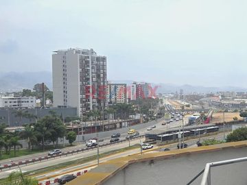 Local Comercial En Alquiler – Esquina Estratégica Fanning Con Barrón, Barranco