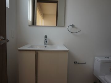 Se renta departamento nuevo en Lerma, Toluca.