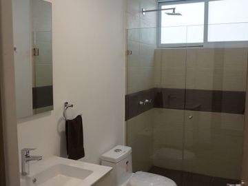Se renta departamento nuevo en Lerma, Toluca.