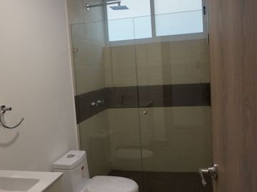 Se renta departamento nuevo en Lerma, Toluca.