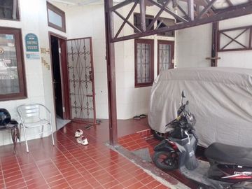 Rumah 2 lantai dalam komplek cimanggis depok