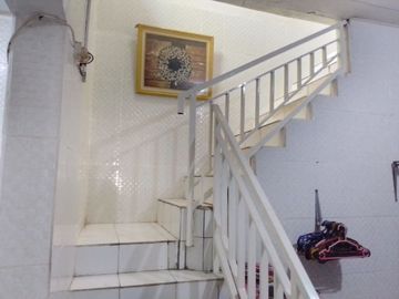Rumah 2 lantai dalam komplek cimanggis depok