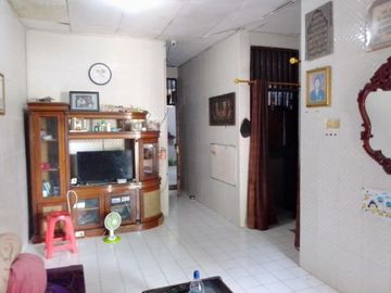 Rumah 2 lantai dalam komplek cimanggis depok