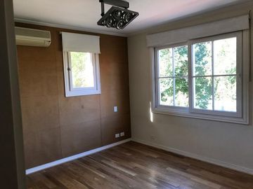 OPORTUNIDAD! Casa en San Jorge Village