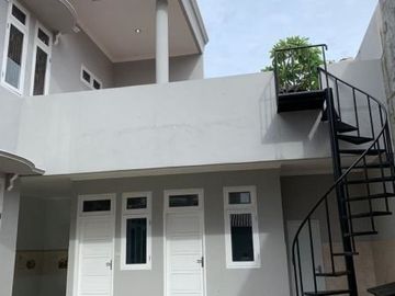 Jual Rumah Luas Dan Nyaman di Cinere, Jakarta Selatan