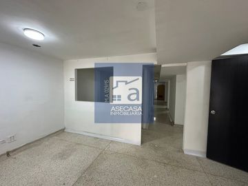 COD. 6496 - SE VENDE CASA - BARRIO: QUINTA DANIA