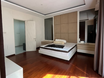 Rumah San Diego dkt San Antonio dan longbeach Pakuwon City