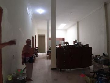 Rumah Dukuh Kupang Barat Bebas banjir, bisa untuk rumah kost