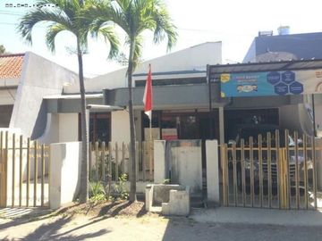 Rumah siap huni di manyar Hadap selatan