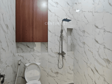 Dijual Rumah 2 Lantai Siap Huni Yang Mengusung Desain Modern