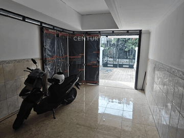 Dijual Rumah 2 Lantai Siap Huni Yang Mengusung Desain Modern