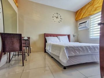 RUSH SALE FURNISHED STUDIO UNIT across SM City Cebu