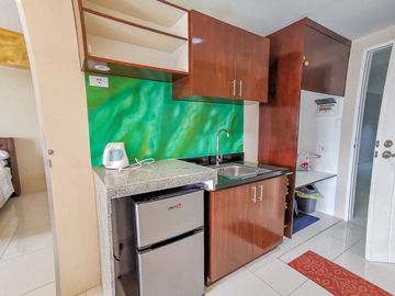 RUSH SALE FURNISHED STUDIO UNIT across SM City Cebu