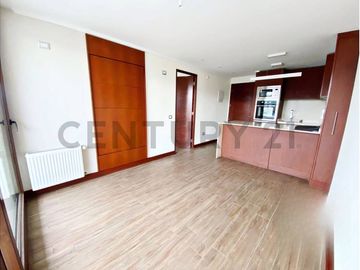 HERMOSO DEPARTAMENTO EN VENTA, 1D 1B, LAS CONDES