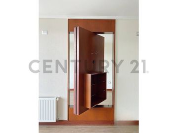 HERMOSO DEPARTAMENTO EN VENTA, 1D 1B, LAS CONDES
