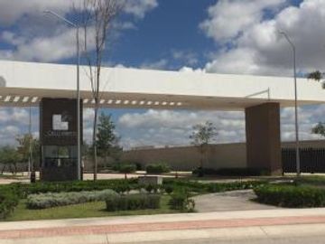 CASA EN LOS LAGOS EN VENTA SLP