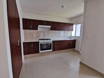CASA EN LOS LAGOS EN VENTA SLP