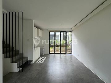 Rumah Siap Huni Halaman Luas Konsep Modern Minimalist di Cinere