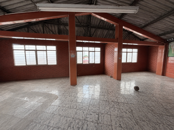 edificio en venta en andrés sanín. Cod V18047