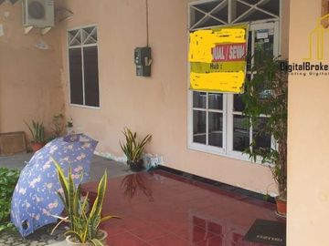 Rumah lokasi strategis di kota Semarang dipermukiman elite | DEWAK