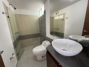 apartamento en arriendo/venta en villa campestre. Cod V106074
