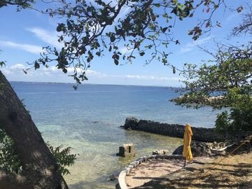 1 BR / 2BR / 3 BR UNITS FOR SALE AT ARUGA RESORT AND RESIDENCES   IN MACTAN, LAPULAPU CITY, CEBU