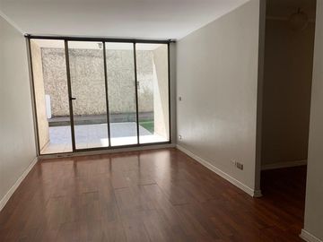 Departamento en venta de 2 dorm. Santiago, Metro Toesca