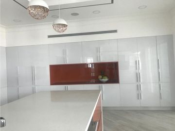 Se vende penthouse en punta pacifica, Ph Venetian Tower