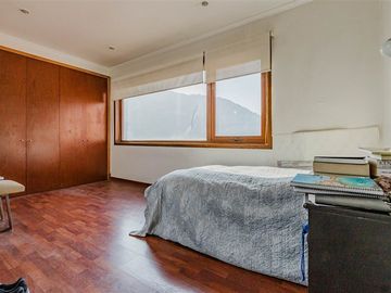 Gran Casa en venta de 6 dorm. en Lo Barnechea