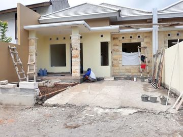 Rumah Baru LT150 di Jl Kaliurang Pandanaran dekat Kampus UII