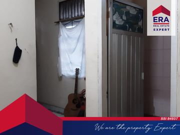 Dijual Rumah Satu Setengah Lantai Lokasi Strategis