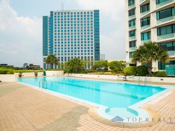Nice 2BR unit for SALE in Bonifacio Ridge, BGC The Fort