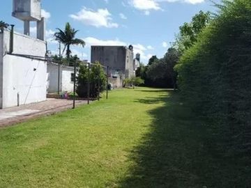 CASA QUINTA DE 1.300 MTS2 EN VENTA - ITUZAINGO SUR