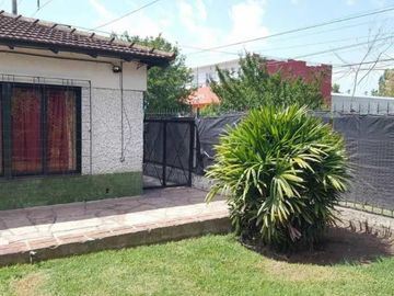 CASA QUINTA DE 1.300 MTS2 EN VENTA - ITUZAINGO SUR