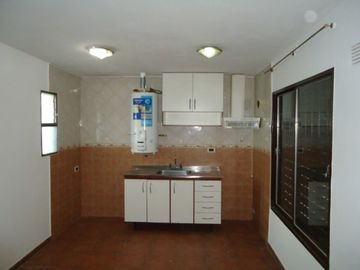 Chazarreta NÂº 2578 DTO B, Rosedal Anexo
